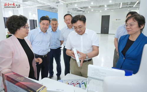 以科技創新引領生物醫藥產業高質量發展——省委書記馮飛在?？谡{研生物制藥研發與生產紀實